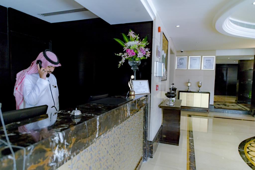 Boudl Al Woroud Aparthotel Рияд Екстериор снимка