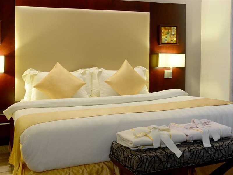 Boudl Al Woroud Aparthotel Рияд Екстериор снимка